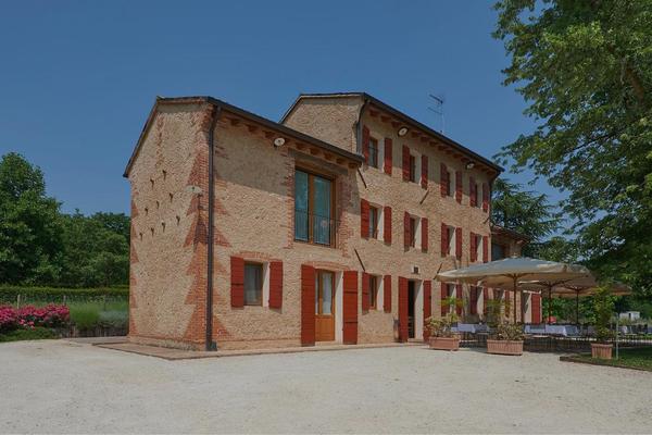 agriturismolapaterna.com site used Scintille-ristorante-la-paterna-2015-v01