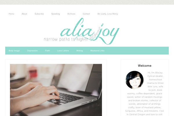 aliajoy.com site used Bloom-elle