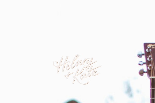 hilaryandkate.com site used Parallax Pro