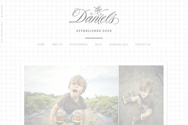 lovethedaniels.com site used ProPhoto 5
