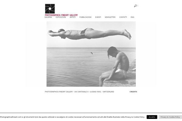 Site using Easing Slider plugin